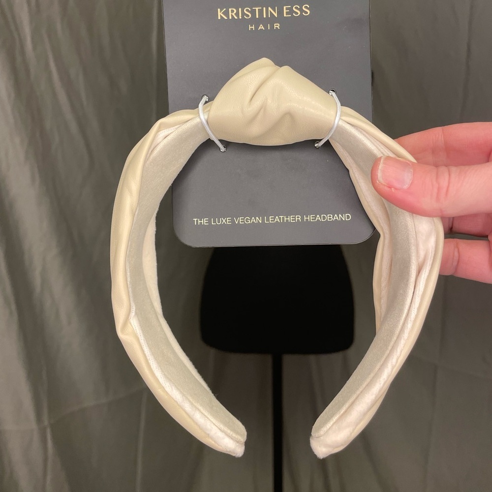 NWT Kristin Ess Cream Luxe Knotted Headband